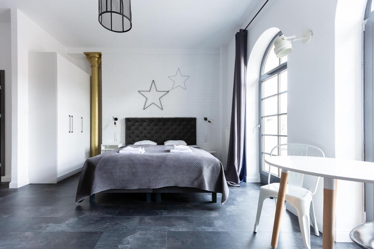 One Night Lofty Fabryczna Lägenhet Zielona Góra Exteriör bild